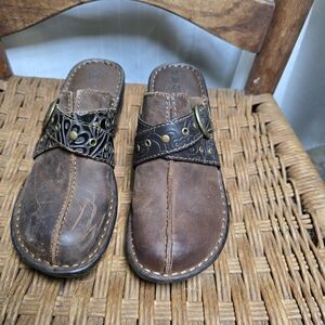 B.o.c. Brown Leather Karly Wedge Clogs Buckle Womens Shoes 7